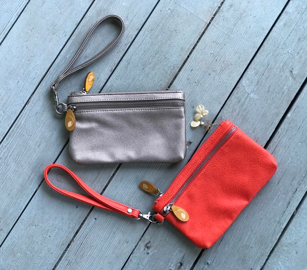 Vegan Wristlet Clutch - Gunmetal